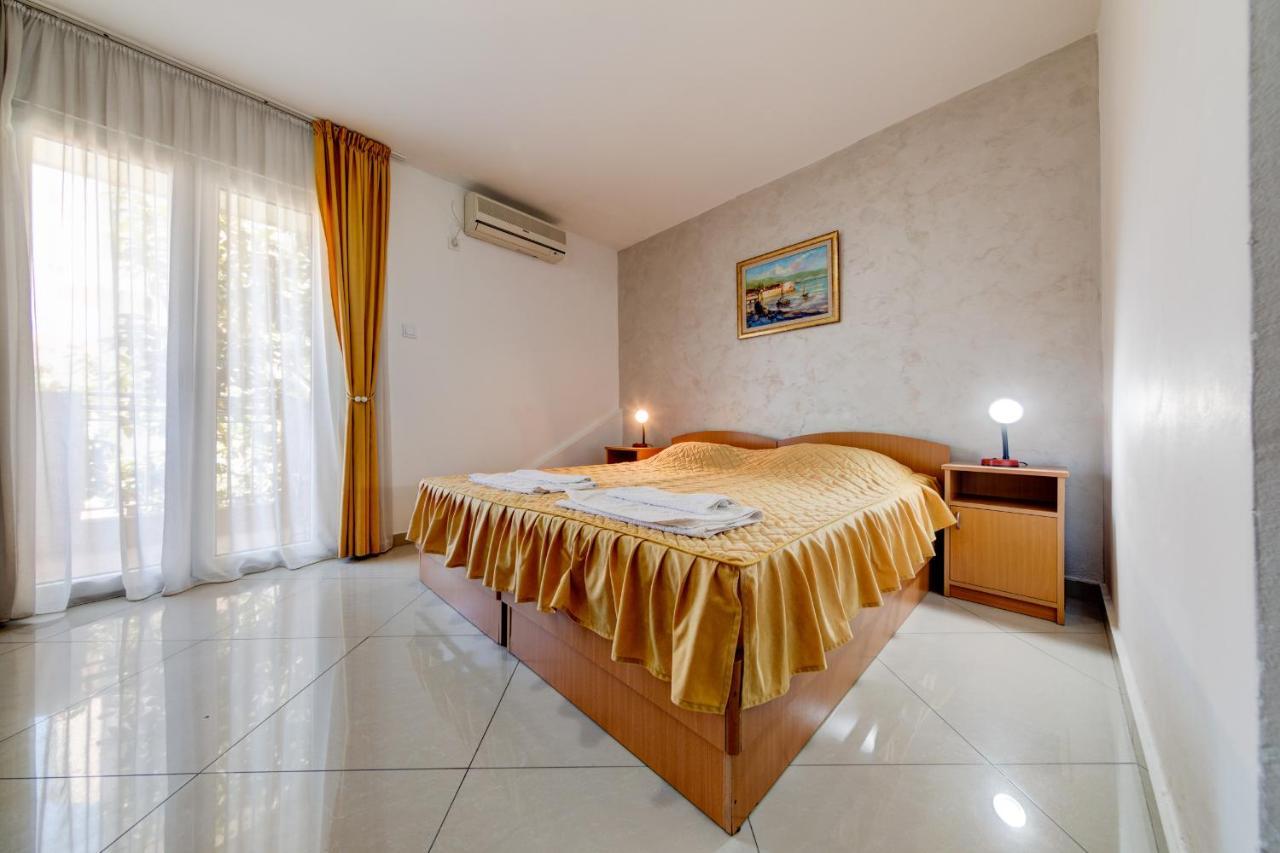 Hotel Suzana Budva Quarto foto